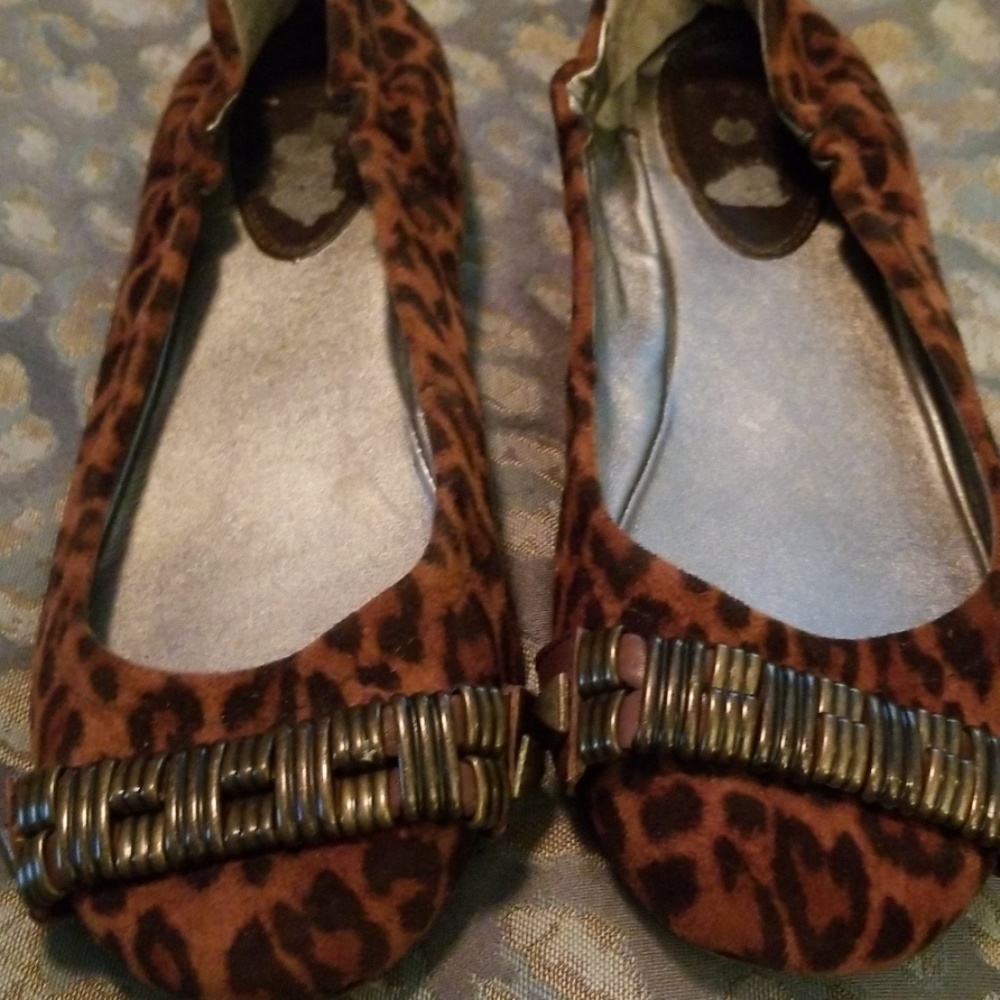 3/$50 Sz 6 Animal Print Ballet - Picture 4 of 6